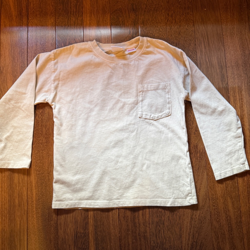 Zara kids Beige Crew Neck Shirt Size 4-5T